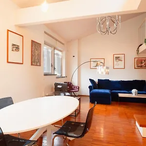 Navigli Design With Balcony Apartment